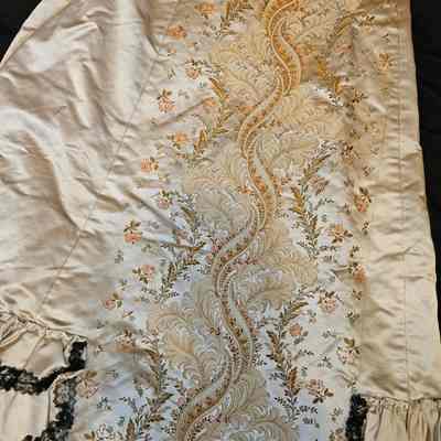 Brocade detail