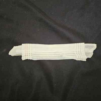 Small Pleated Cuffs.
