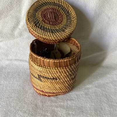 Small Cylindrical Splint and Grass Basket