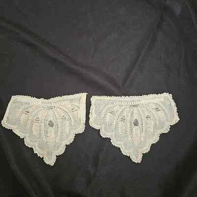White Lace Cuffs