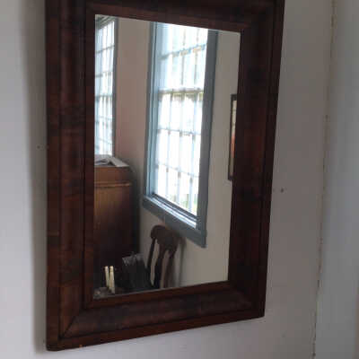 Upright Mirror