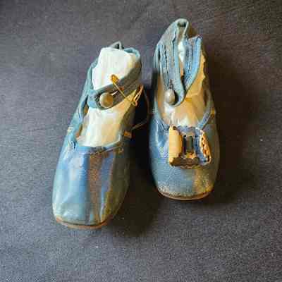 Child's Shoes