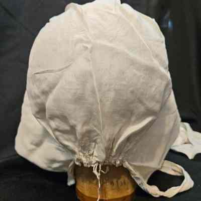 Back View with adjustable string
