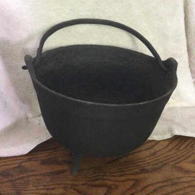 Cast Iron Pot