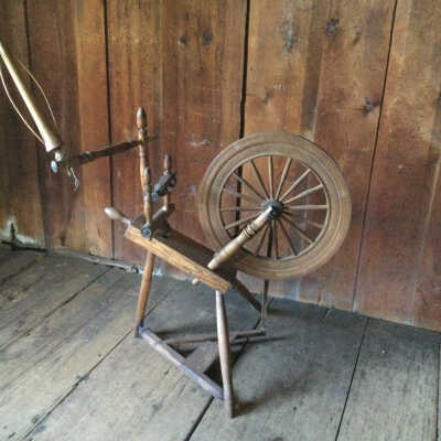 Flax Spinning Wheel