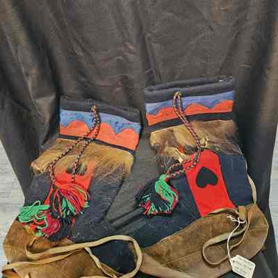 Cree Moccasins