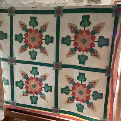Appliquéd Quilt