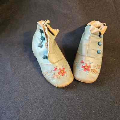 Child's Shoes