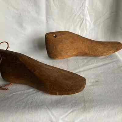 Two Shoe Lasts for a Child