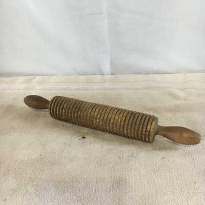 Serrated Wooden Rolling Pin
