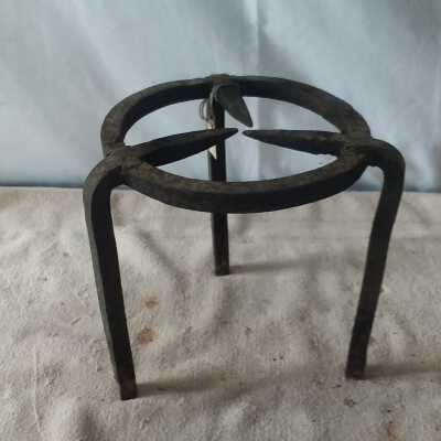 Trivet