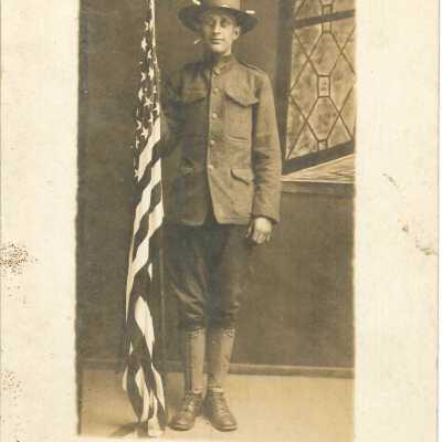 Photo postcard of William Mahlum in uniform, WWI