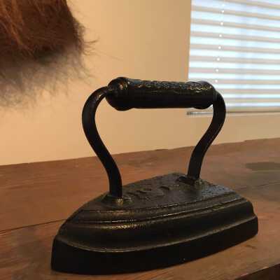 Clothes Iron