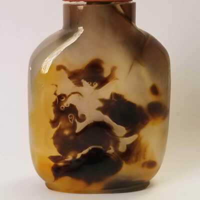 Chalcedony Dragon Snuff Bottle