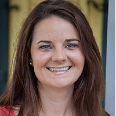 2015 Kristen Wilkinson Headshot