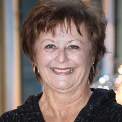 2017 Gail Ledet Headshot