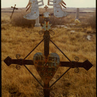 Graveyard Cross "HIR -RUT" at Hague, ND
