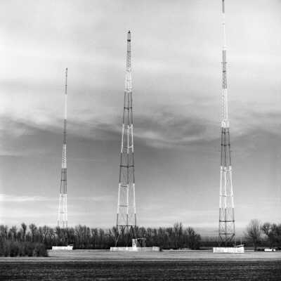 Towers With Multi-Row Shelterbelt. April 2002
Highway 75 South Of Moorhead MN