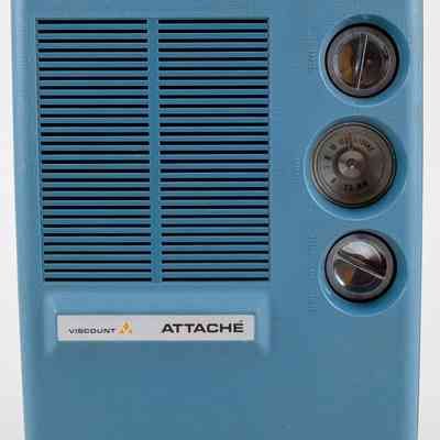 Viscount Attache AM Receiver/Phonograph