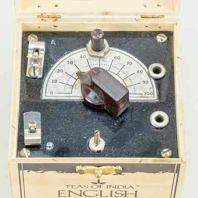 Tea Box Transistor Radio
