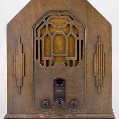 Remler Tombstone Radio Receiver