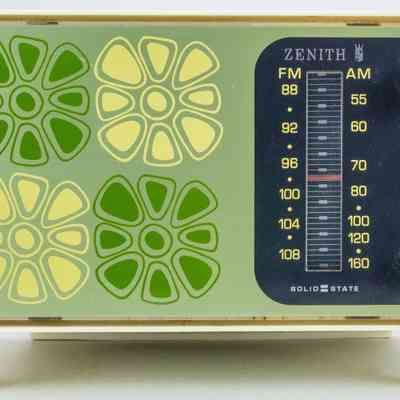 Zenith AM/FM Radio
