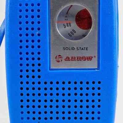 Arrow AM Transistor Radio