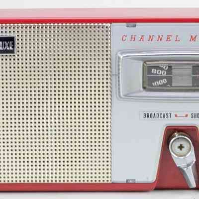 Channel Master Broadcast/Short Wave Radio