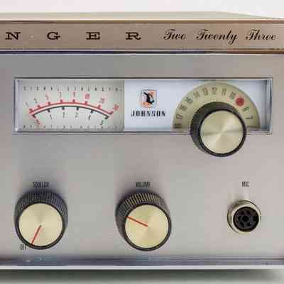 Johnson Messenger 223