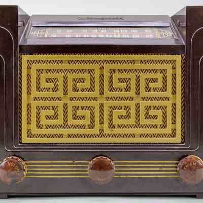 Westinghouse H-204A AM/FM Radio Receiver