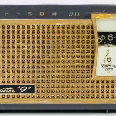 Emerson 911 "Eldorado" Pocket Radio