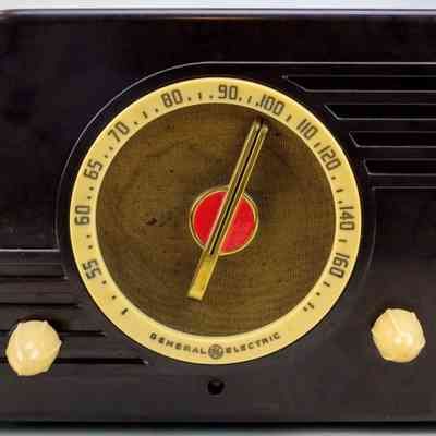 General Electric Radio Receiver