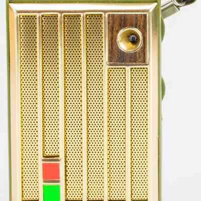 Encore Transistor Radio