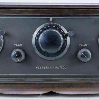 Western Air Patrol Standard Broadcast Radio Receiver