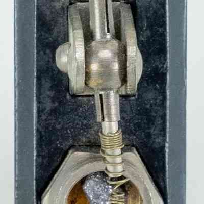 Crystal Detector