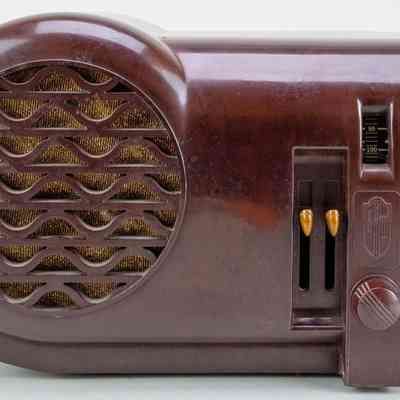 Stewart-Warner AM Radio