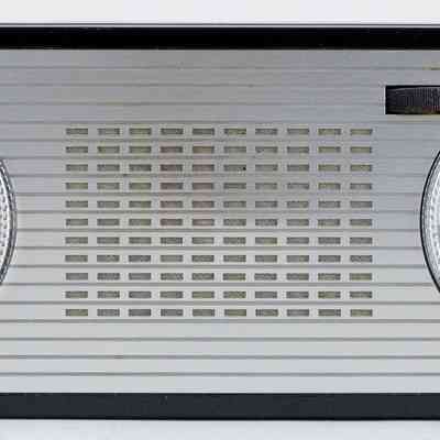 Norelco AM Clock Radio
