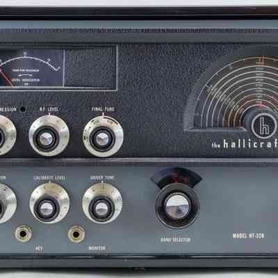 Hallicrafters HT-32B Transmitter