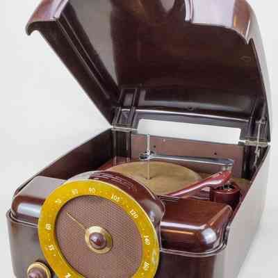 Oblique View with Top Open