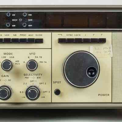Rockwell Collins KWM-380 Transceiver