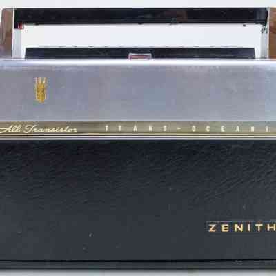 Zenith Royal 1000 Trans-Oceanic Receiver