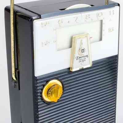 Emerson Rambler AM Transistor Radio