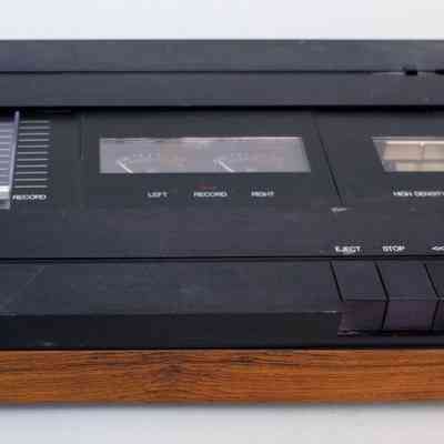 Bang & Olufsen Cassette Player