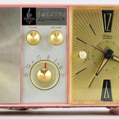 Emerson Lifetimer II Clock Radio