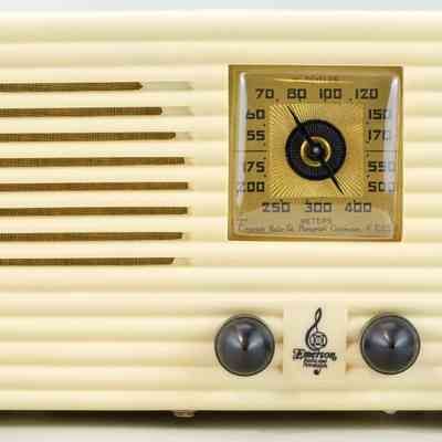 Emerson Standard Broadcast Radio Receiver