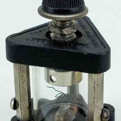 Freshman Crystal Detector
