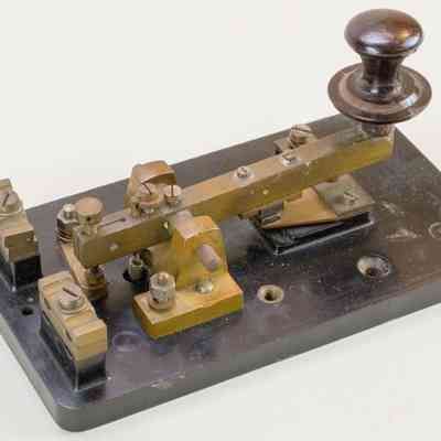 British Admiralty Spark Key