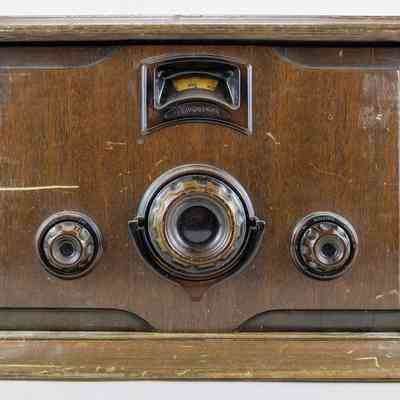 Magnavox Radio Receiver
