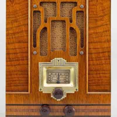 Crosley Deluxe Fiver AM Radio Receiver