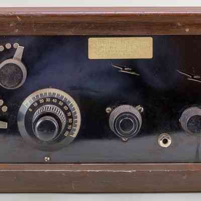 Reinartz Radio Receiver